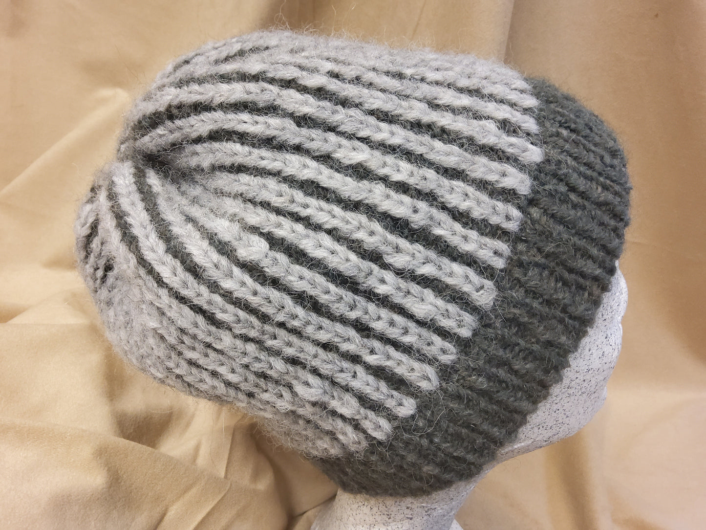 Mütze aus Luxury Alpaca Superfein