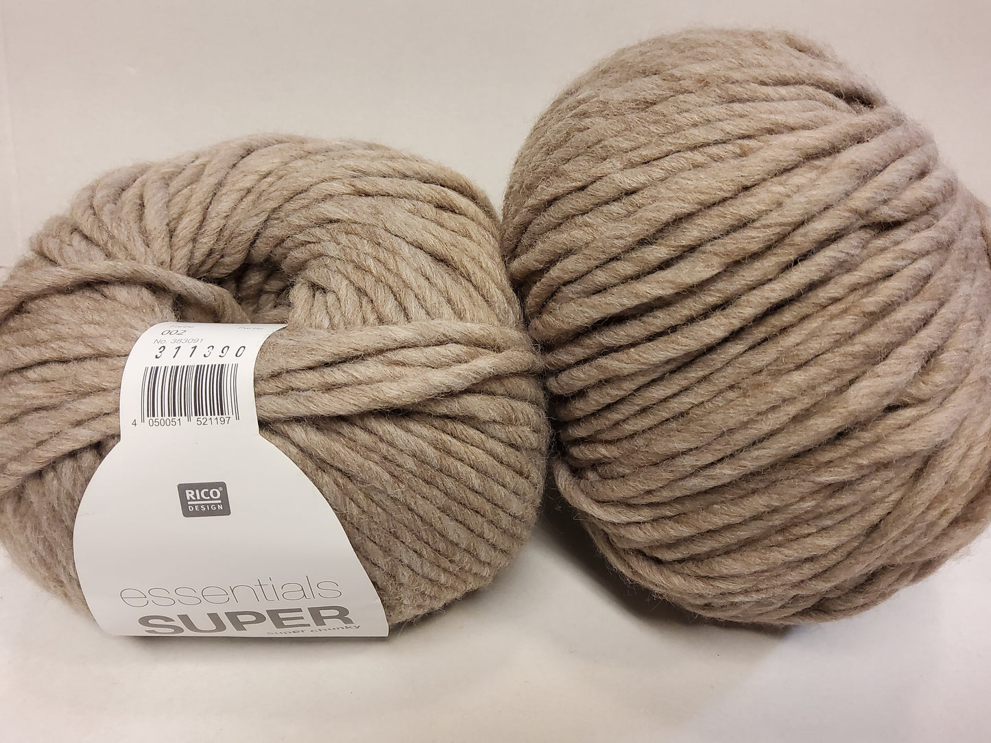 Essentials super super chunky