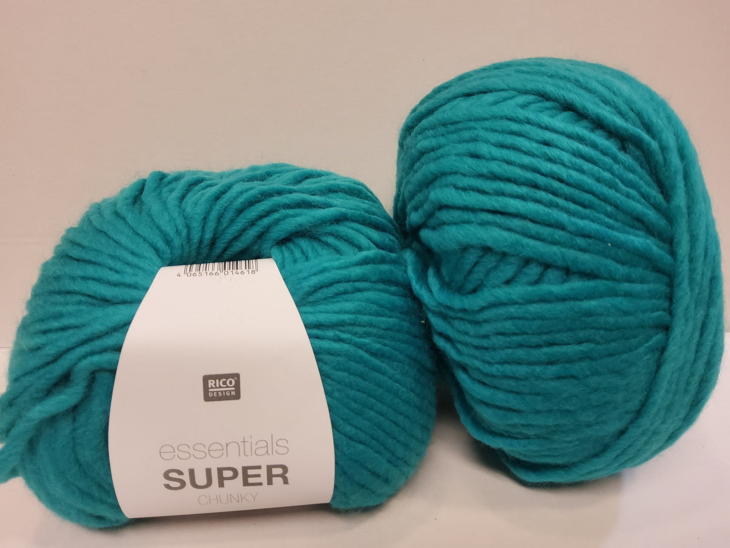 Essentials Super Chunky