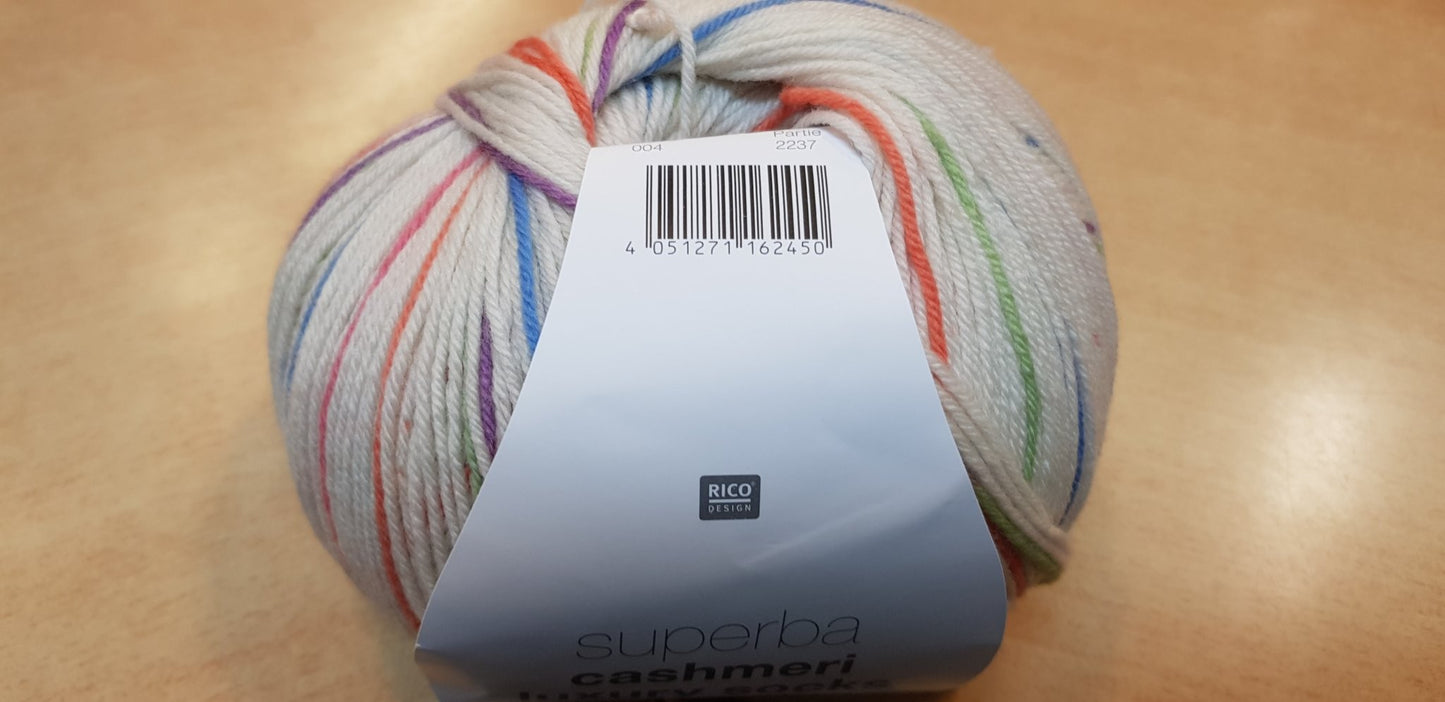 superba cashmeri luxury socks