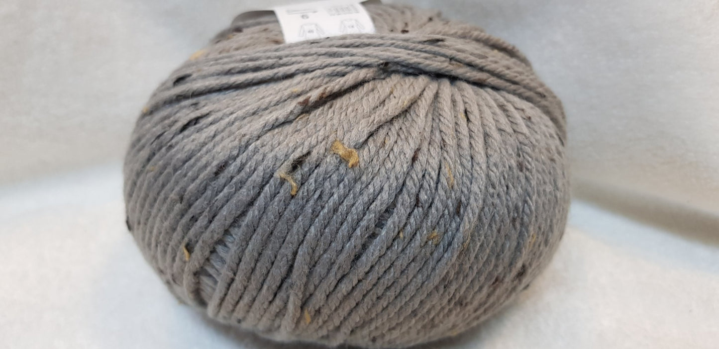 Essentials mega wool Tweed chunky