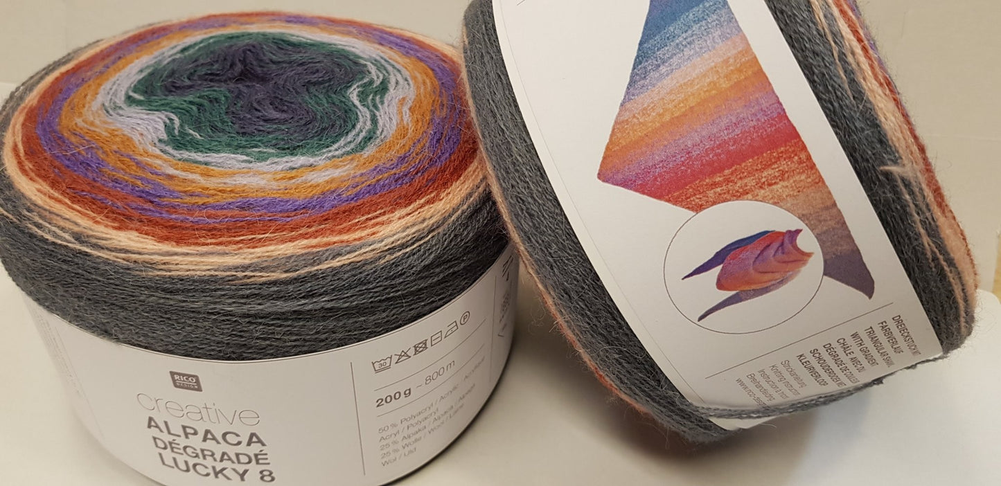 Creative Alpaca Degrade Lucky 8