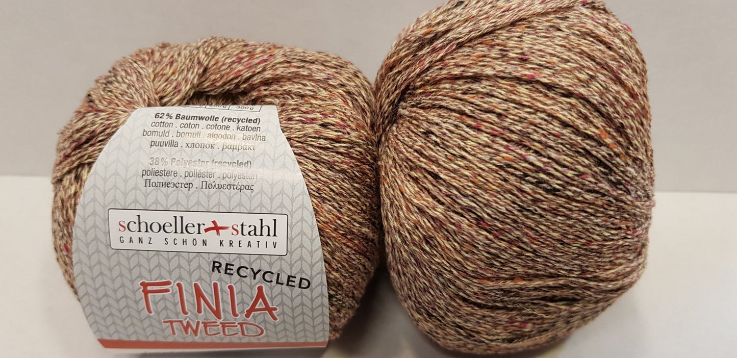 Finia Tweed