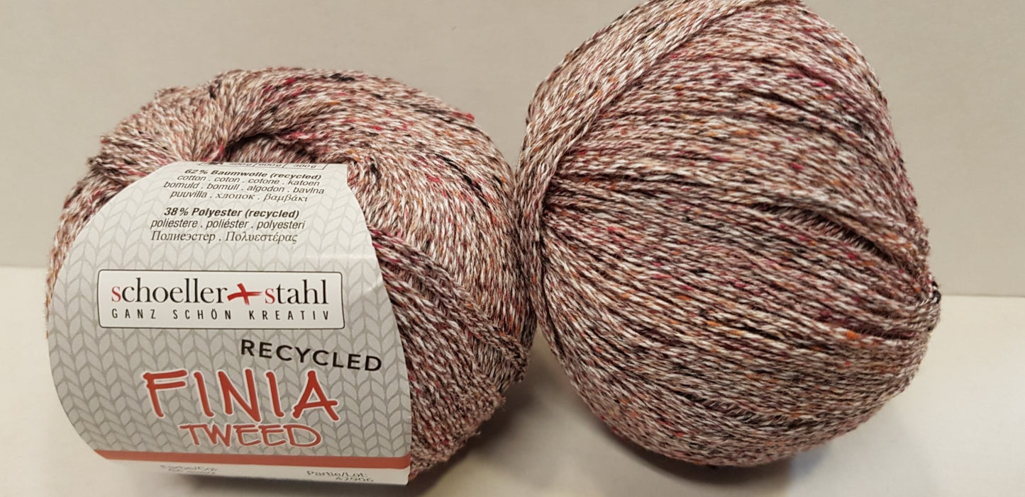Finia Tweed